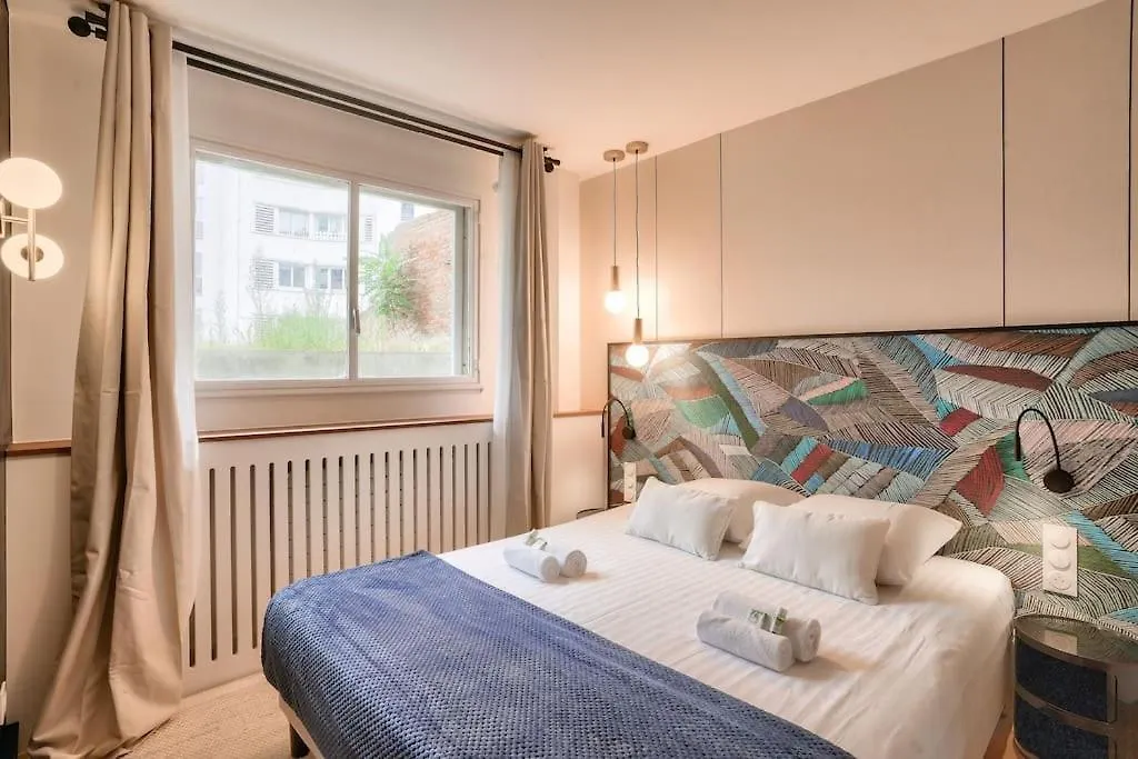 דירה פריז Beautiful 3 Bedrooms Apt Near Eiffel Tower צרפת